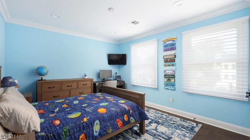 South side, Jefferson Eleme - Residential