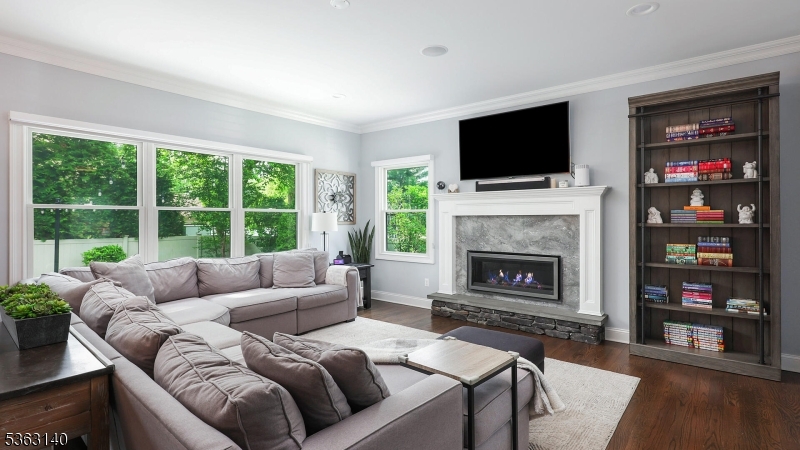 South side, Jefferson Eleme - Residential