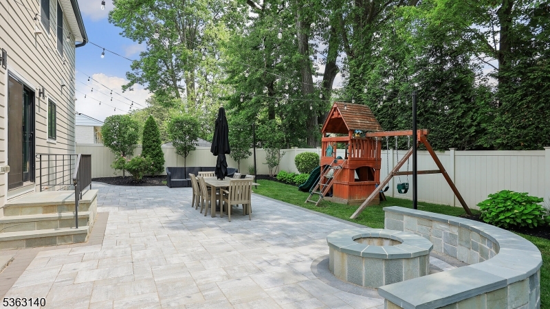 South side, Jefferson Eleme - Residential