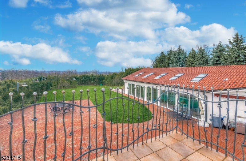 Bel Air - Residential