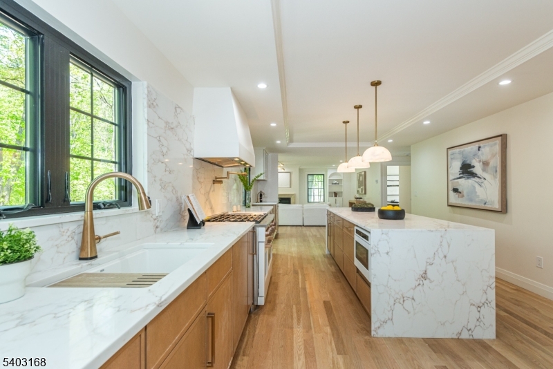 Hill Section - Residential