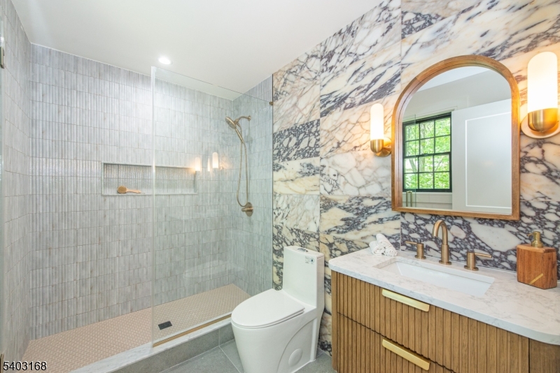 Hill Section - Residential