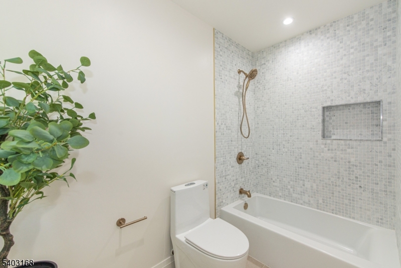 Hill Section - Residential