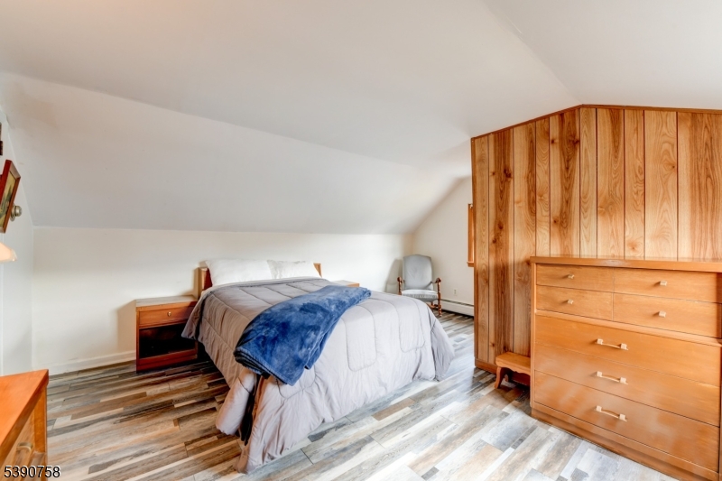 BATTLE HILL - Residential