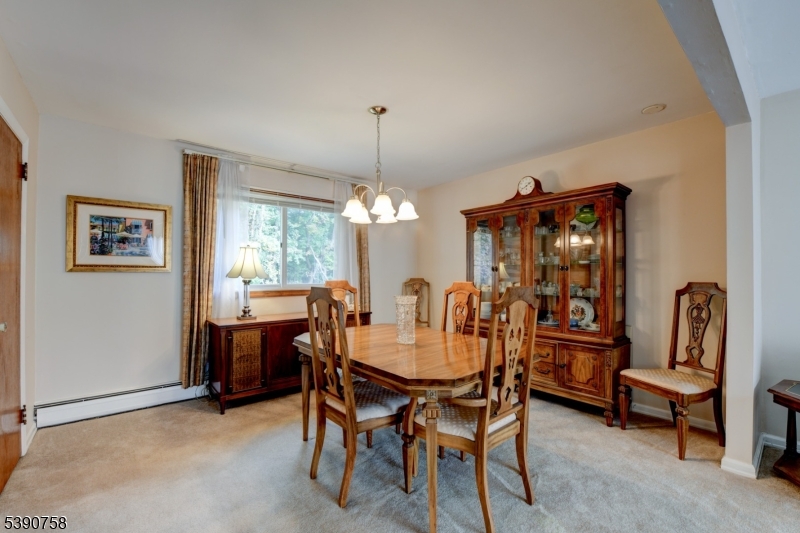 BATTLE HILL - Residential