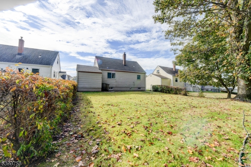 BATTLE HILL - Residential