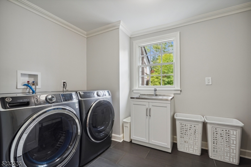 Knollwood - Residential