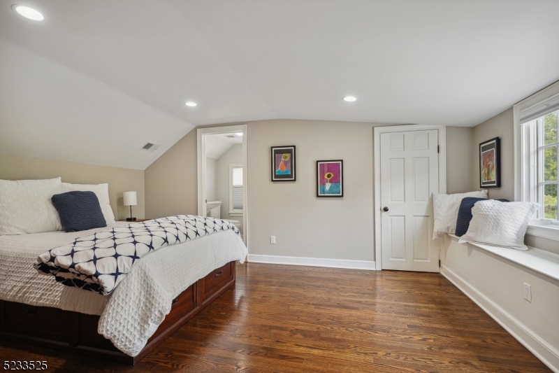 Knollwood - Residential