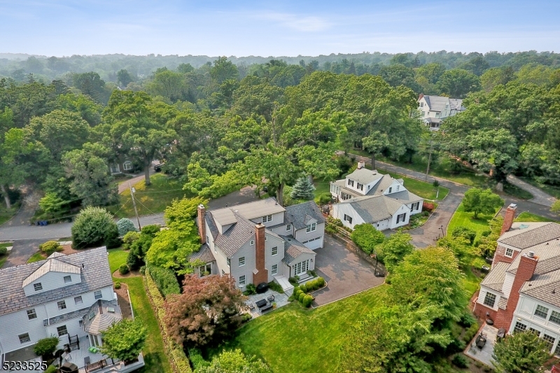 Knollwood - Residential