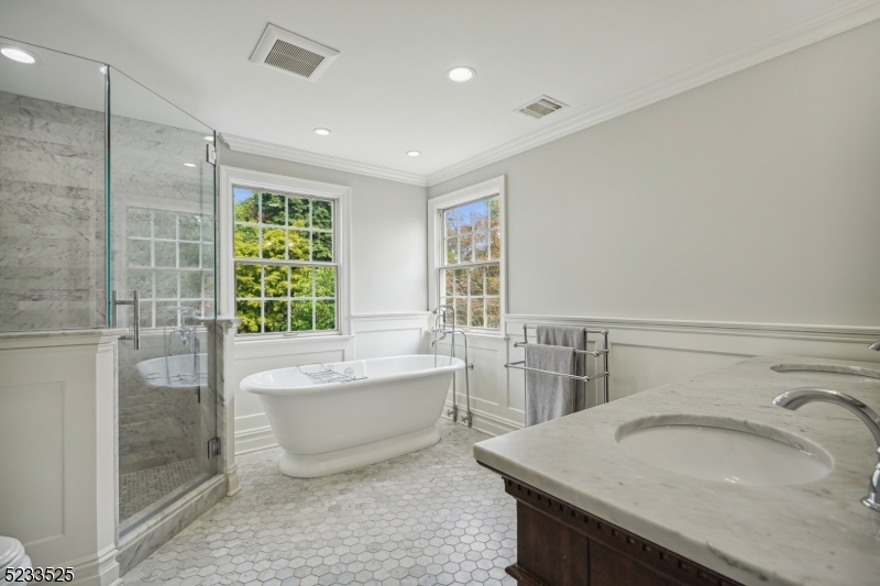 Knollwood - Residential