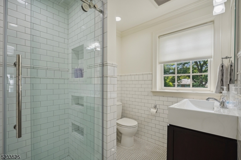 Knollwood - Residential