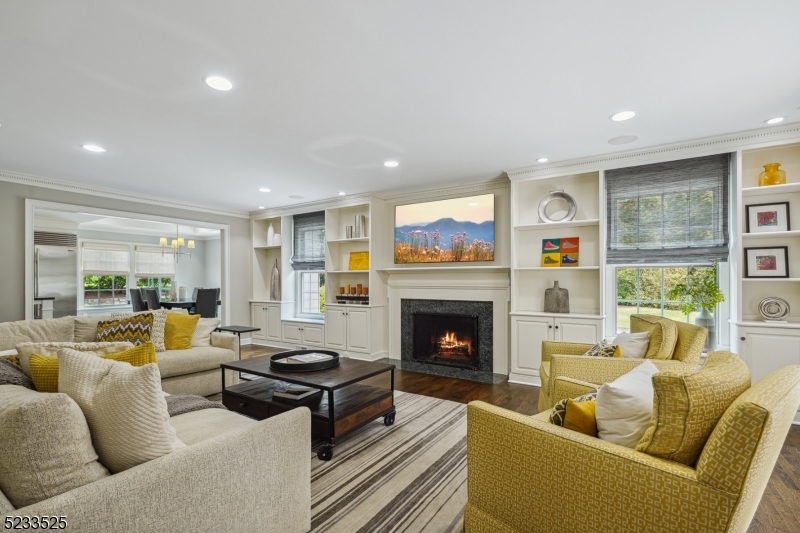 Knollwood - Residential