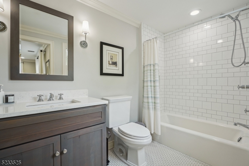 Knollwood - Residential