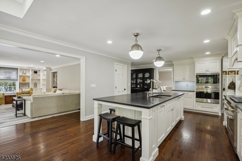 Knollwood - Residential