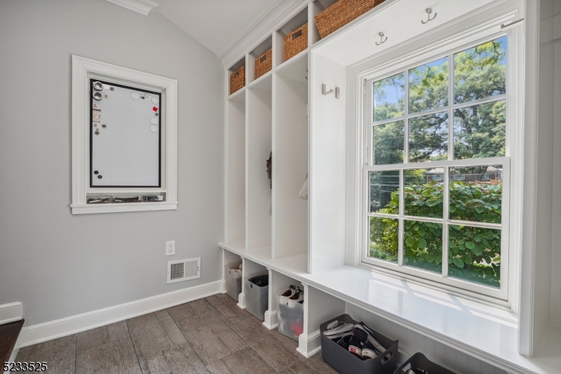 Knollwood - Residential