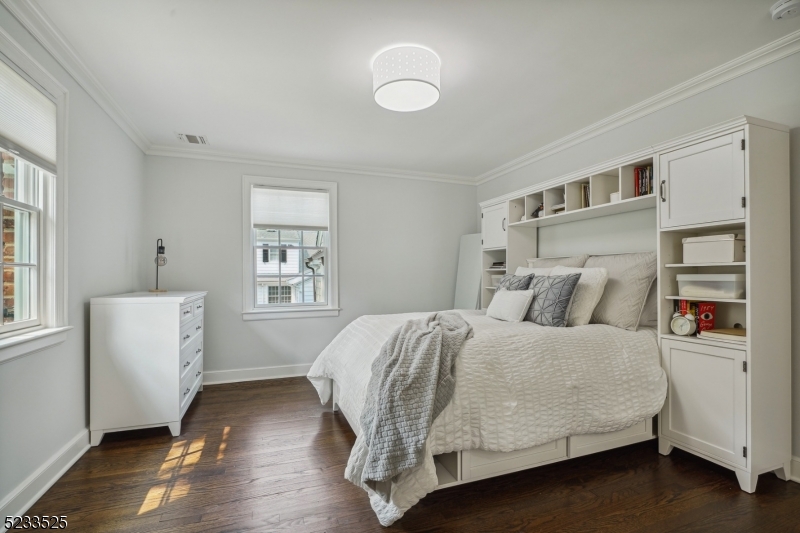 Knollwood - Residential