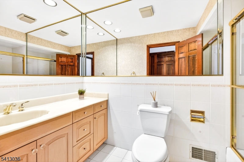 Log Cabin Estates - Residential