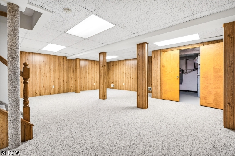 Log Cabin Estates - Residential