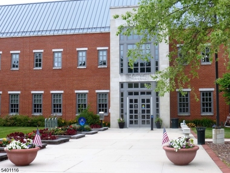 Beacon Hill - Residential Lease