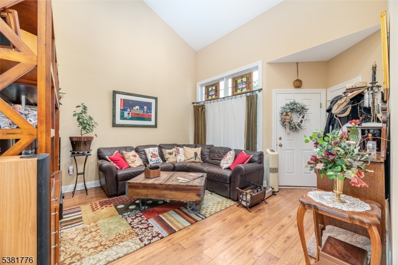 Clove Hill Manor - Residential