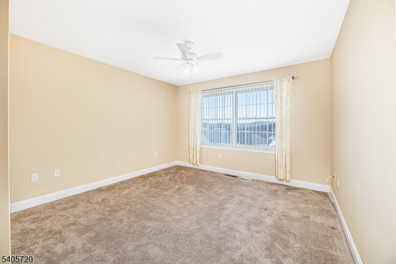 Clove Hill Manor - Residential