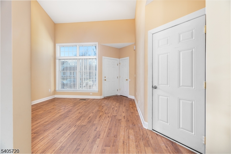 Clove Hill Manor - Residential