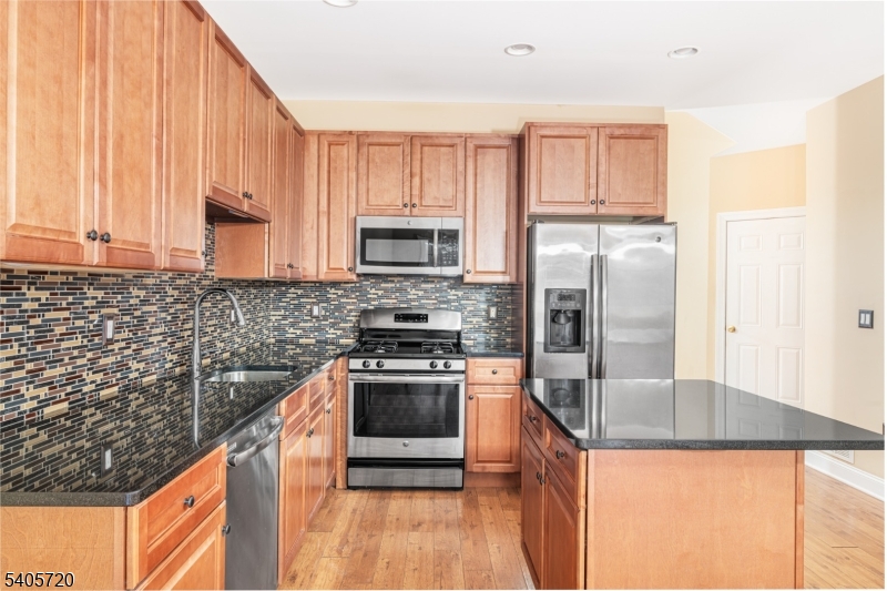 Clove Hill Manor - Residential