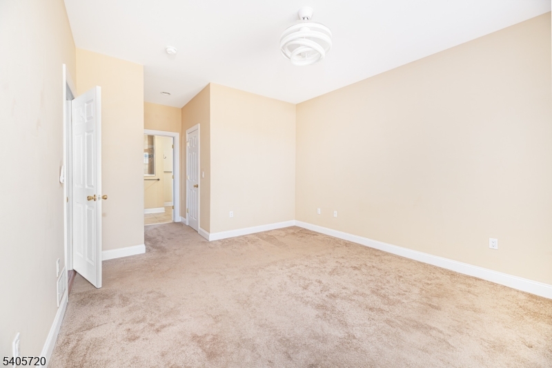 Clove Hill Manor - Residential