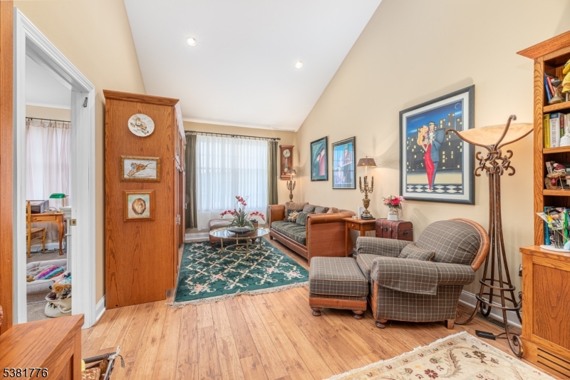 Clove Hill Manor - Residential