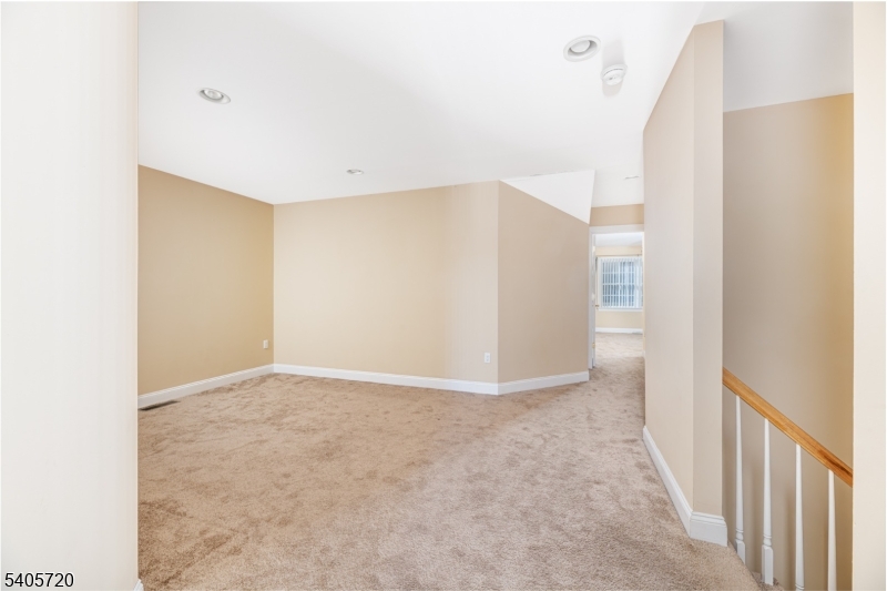 Clove Hill Manor - Residential