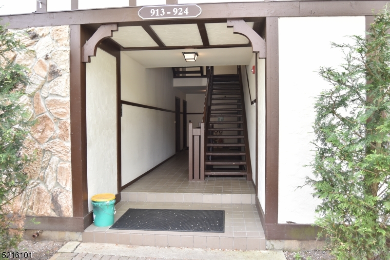 Ridge Gardens - Residential