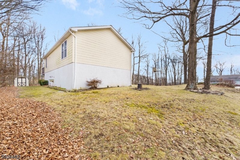 Barry Lakes - Residential