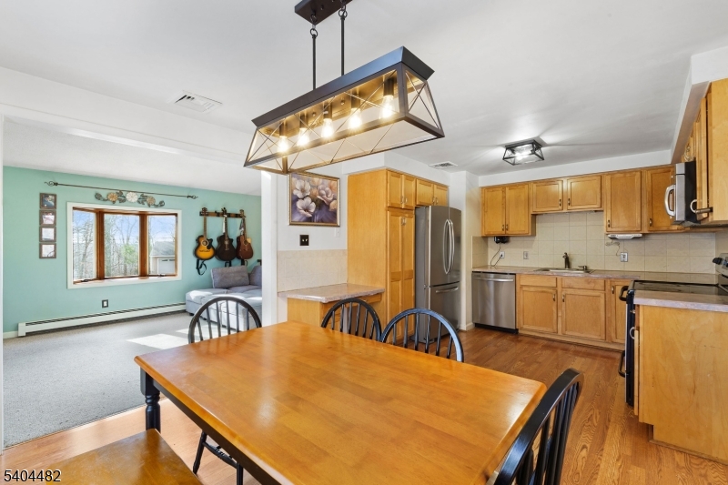 Barry Lakes - Residential