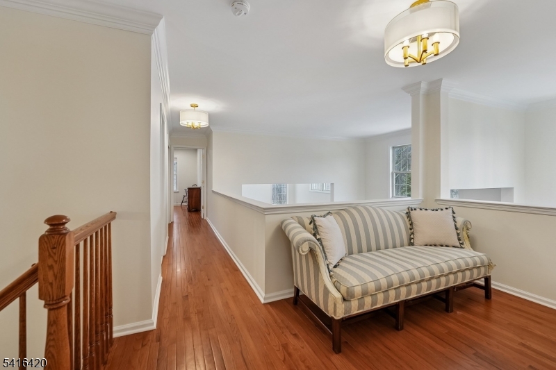 Four Seasons - Residential