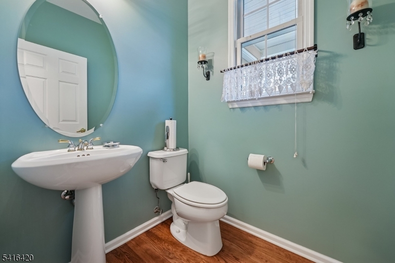 Four Seasons - Residential