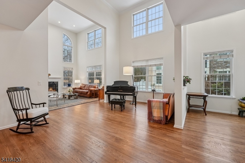 Four Seasons - Residential