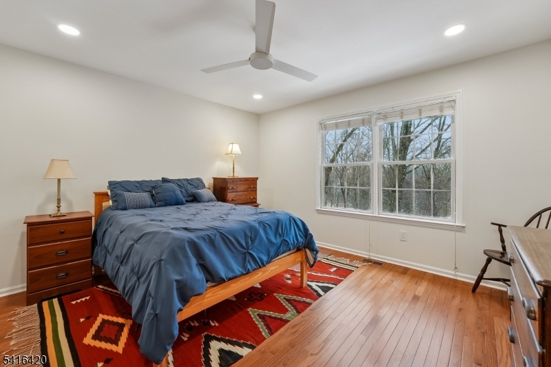 Four Seasons - Residential