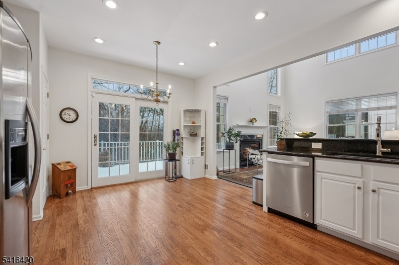 Four Seasons - Residential