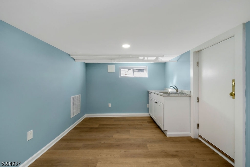 Sleepy Hollow - Residential Lease