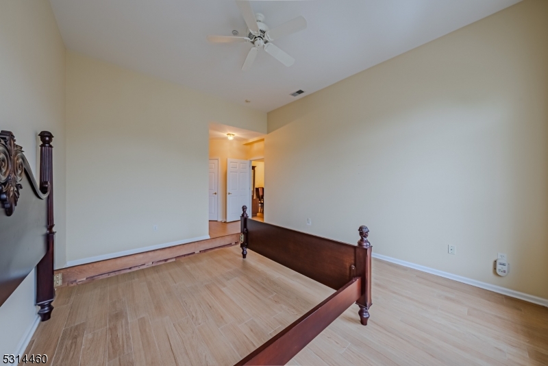 Fox Hills - Residential