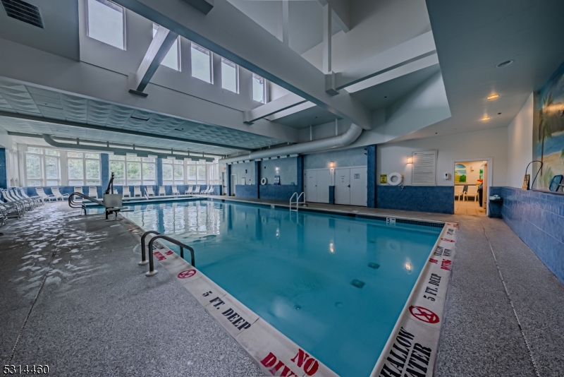 Fox Hills - Residential