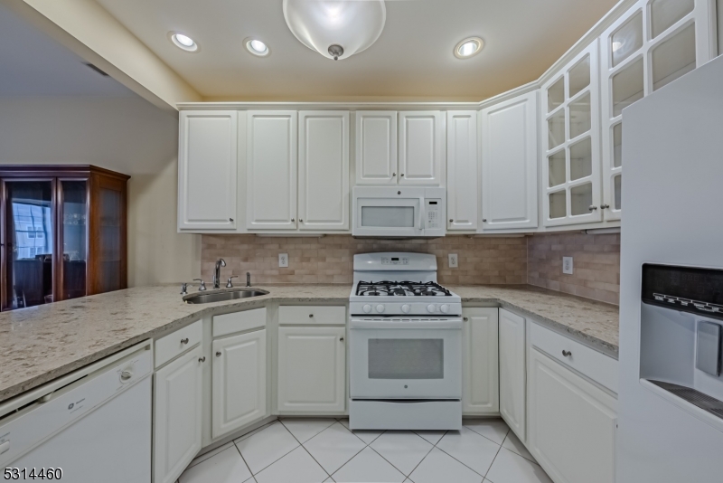 Fox Hills - Residential