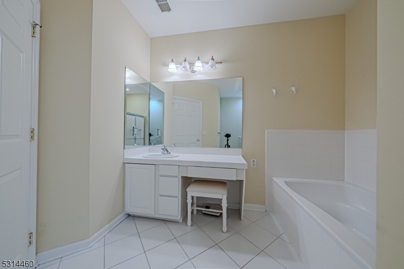 Fox Hills - Residential