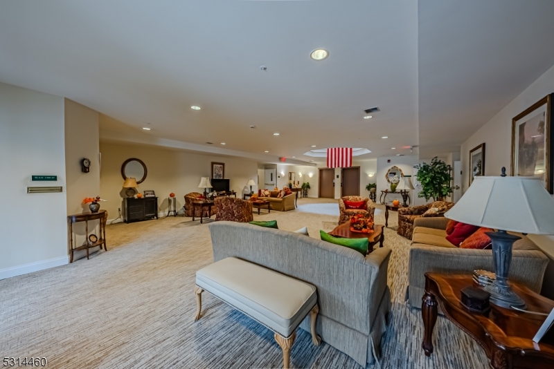 Fox Hills - Residential