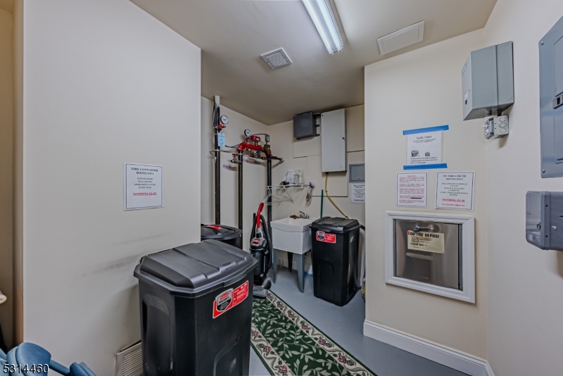 Fox Hills - Residential