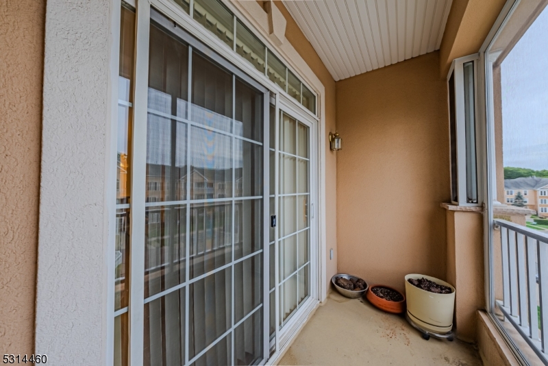 Fox Hills - Residential