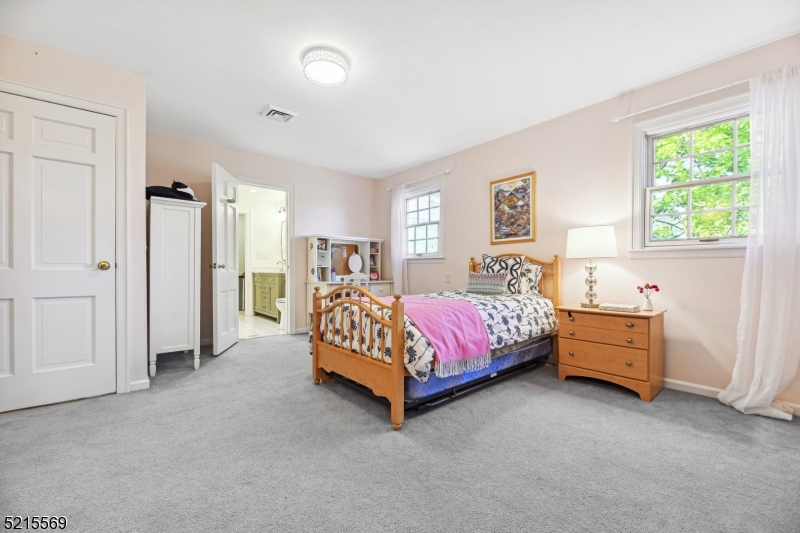 Upper Wyoming - Residential