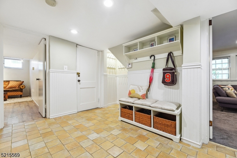 Upper Wyoming - Residential