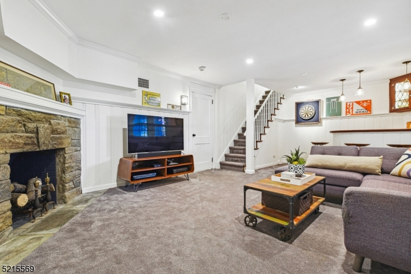 Upper Wyoming - Residential