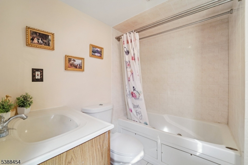 Landing-(East Shore) - Residential